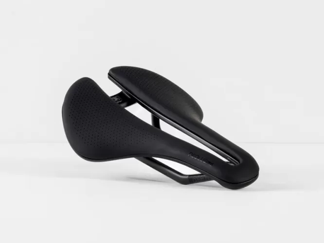 BontragerAeolusProSaddle_27093_A_Alt3